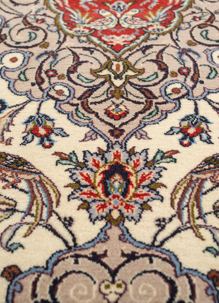 aalam gold wool hand knotted Rug - CloseUp