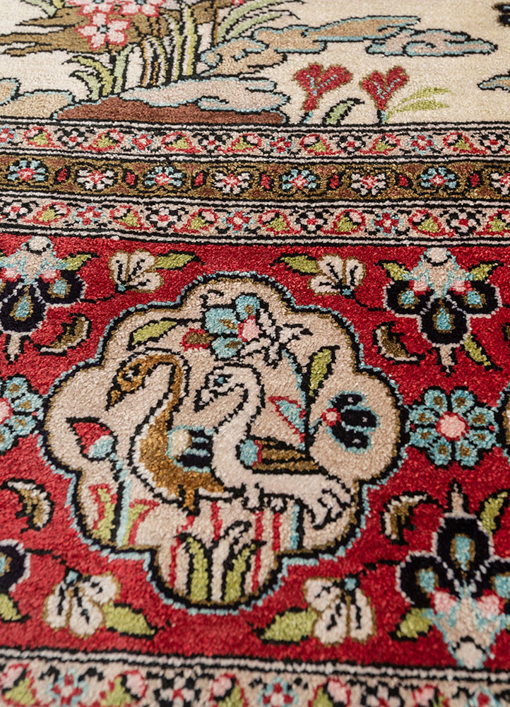 gulmarg red and orange silk hand knotted Rug - CloseUp