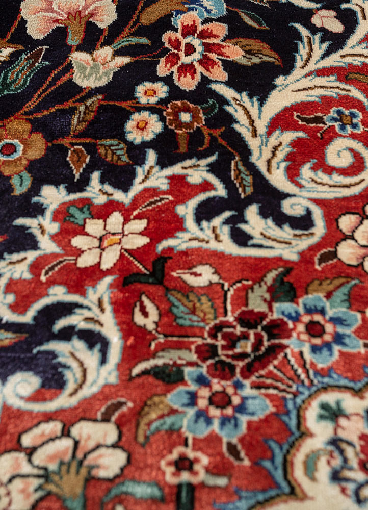 gulmarg red and orange silk hand knotted Rug - CloseUp gulmarg red and orange silk hand knotted Rug - CloseUp