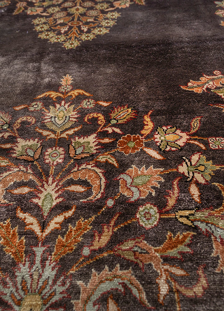 gulmarg green silk hand knotted Rug - CloseUp gulmarg green silk hand knotted Rug - CloseUp
