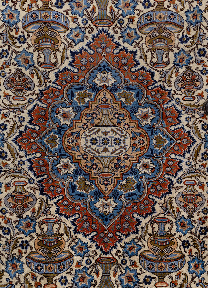 aalam red and orange wool hand knotted Rug - CloseUp