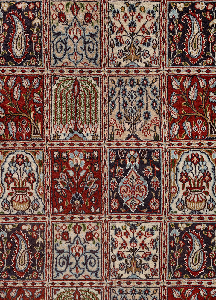 aalam ivory wool hand knotted Rug - CloseUp