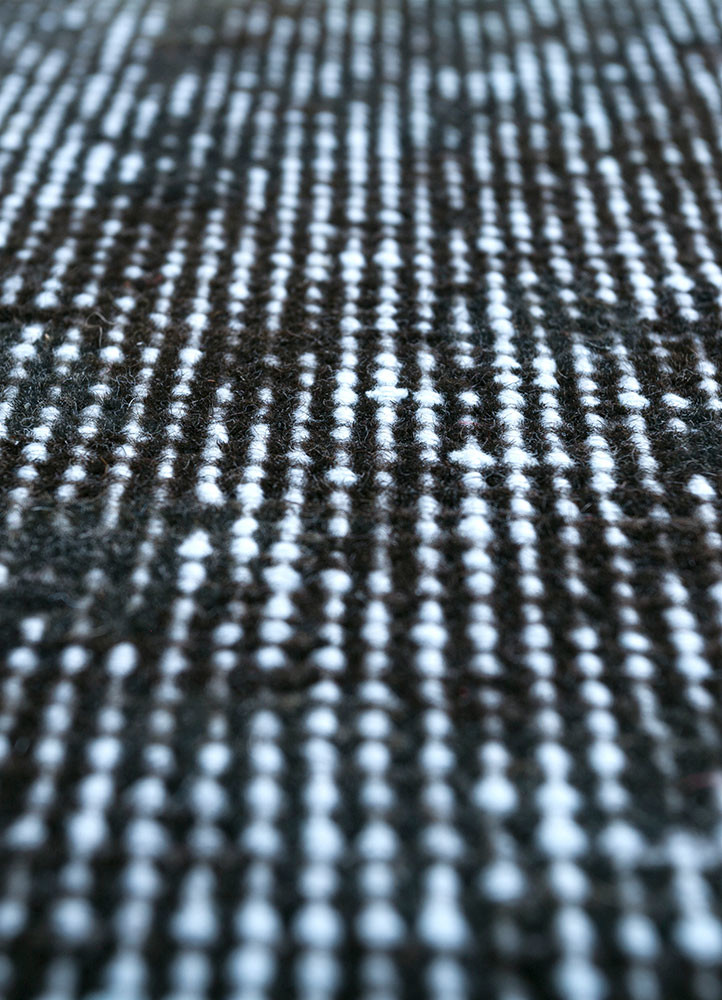 lacuna grey and black wool hand knotted Rug - CloseUp lacuna grey and black wool hand knotted Rug - CloseUp