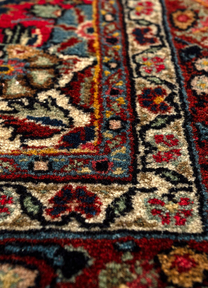 aalam grey and black wool hand knotted Rug - CloseUp