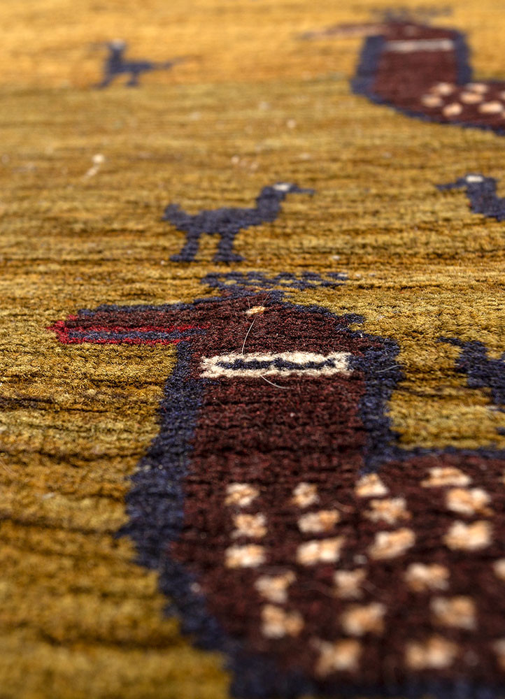 kiaan gold wool hand knotted Rug - CloseUp
