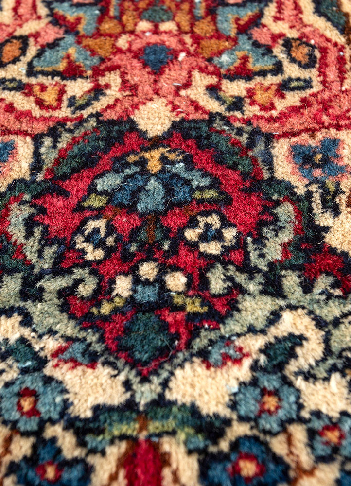 aalam ivory wool hand knotted Rug - CloseUp aalam ivory wool hand knotted Rug - CloseUp