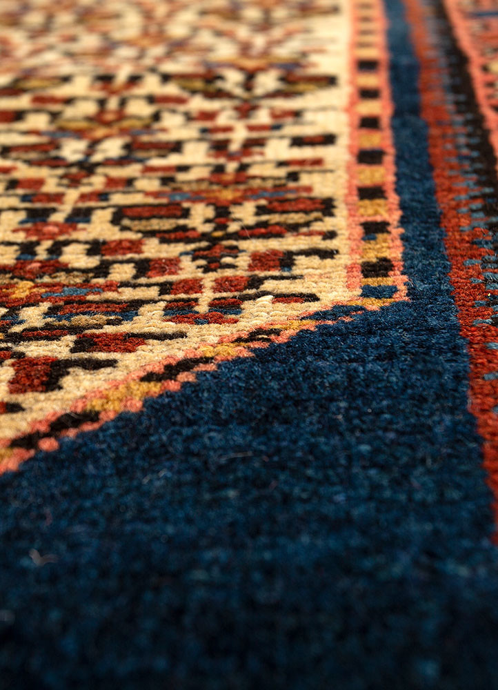 aalam ivory wool hand knotted Rug - CloseUp aalam ivory wool hand knotted Rug - CloseUp