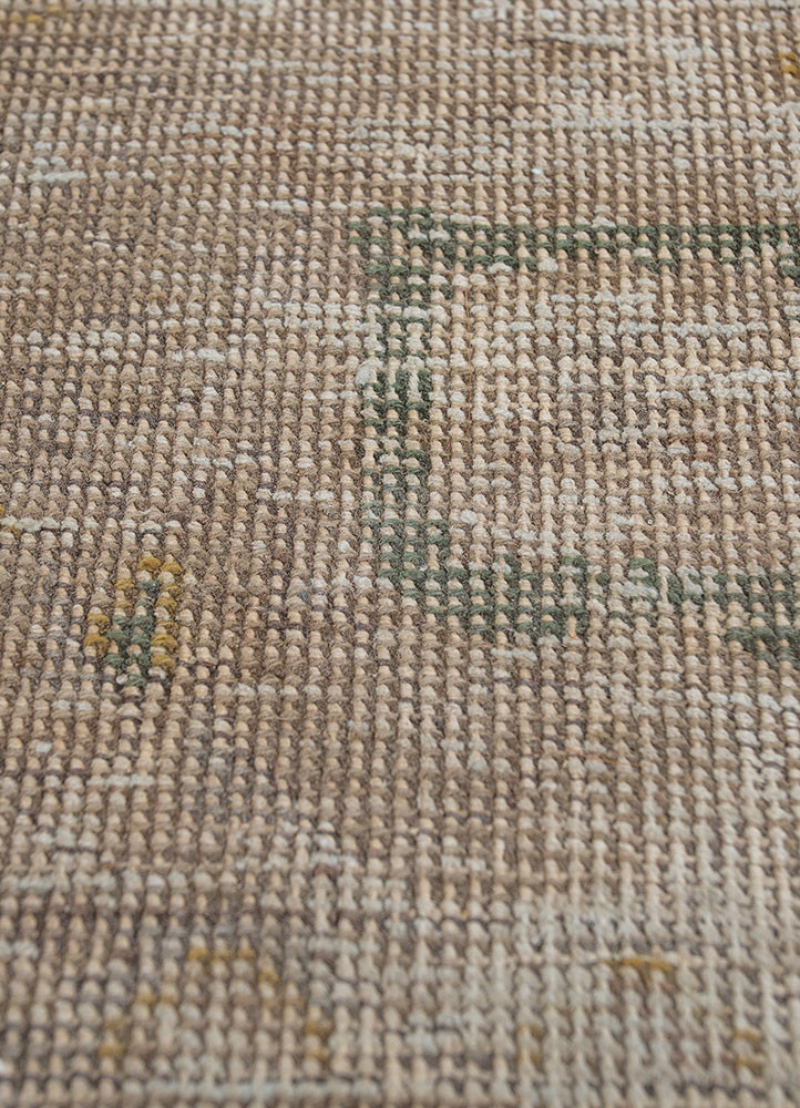 vintage green wool hand knotted Rug - CloseUp vintage green wool hand knotted Rug - CloseUp