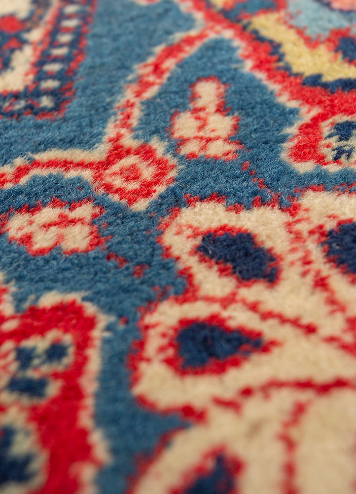aalam red and orange wool hand knotted Rug - CloseUp aalam red and orange wool hand knotted Rug - CloseUp
