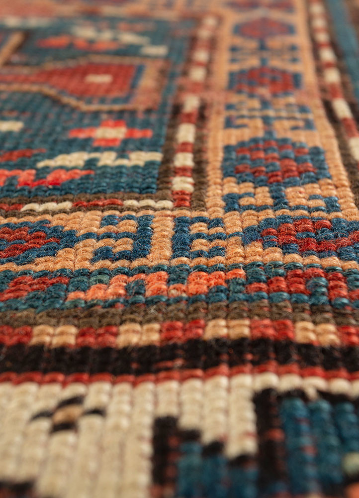 kiaan blue wool hand knotted Rug - CloseUp