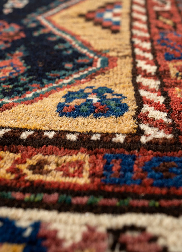 kiaan blue wool hand knotted Rug - CloseUp