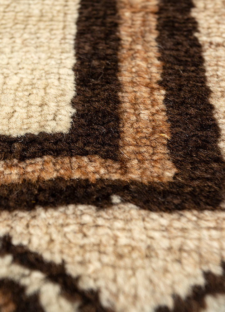 nuray ivory wool hand knotted Rug - CloseUp nuray ivory wool hand knotted Rug - CloseUp