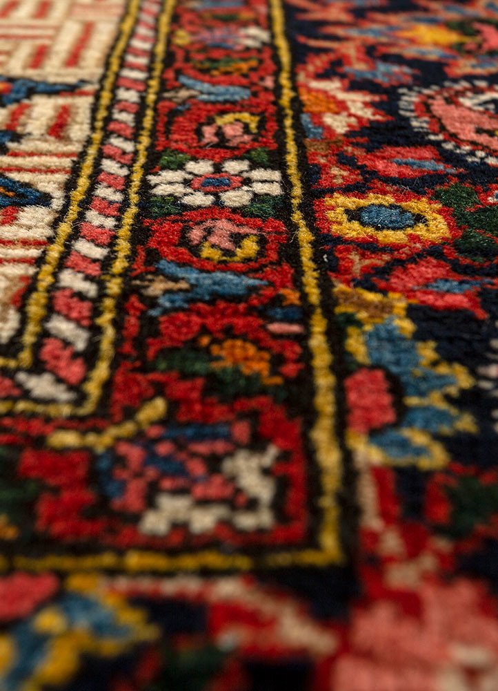 aalam gold wool hand knotted Rug - CloseUp