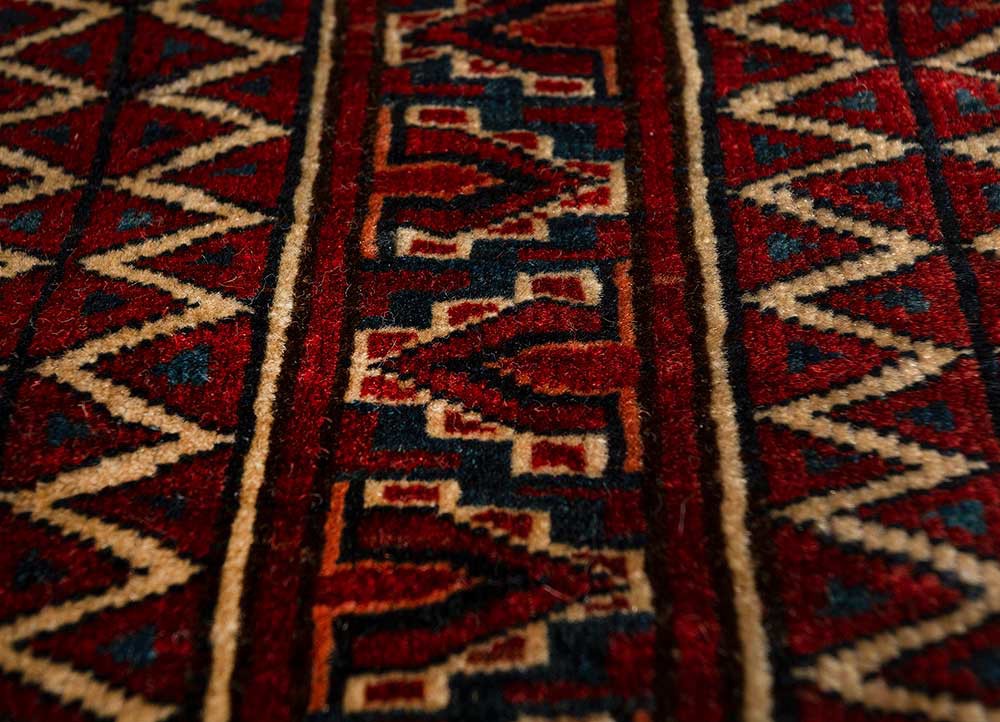 bespoke sile red and orange wool wall art WALL ART & TAPESTRY - CloseUp