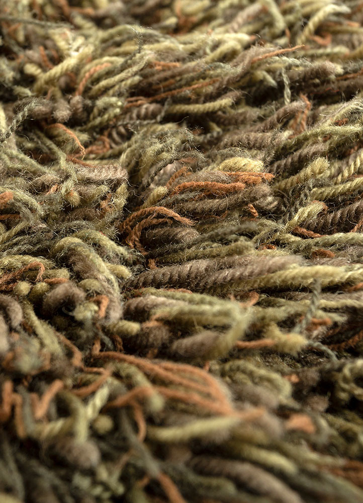 zuri green wool hand knotted Rug - CloseUp zuri green wool hand knotted Rug - CloseUp