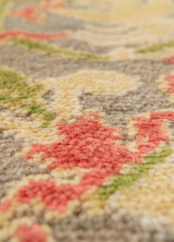 aalam green wool hand knotted Rug - CloseUp