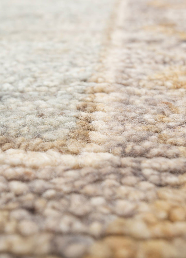 thyme pink and purple wool hand knotted Rug - CloseUp thyme pink and purple wool hand knotted Rug - CloseUp