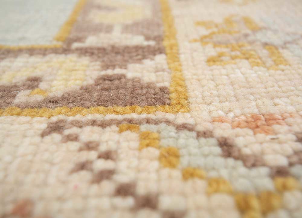 thyme ivory wool hand knotted Rug - CloseUp thyme ivory wool hand knotted Rug - CloseUp