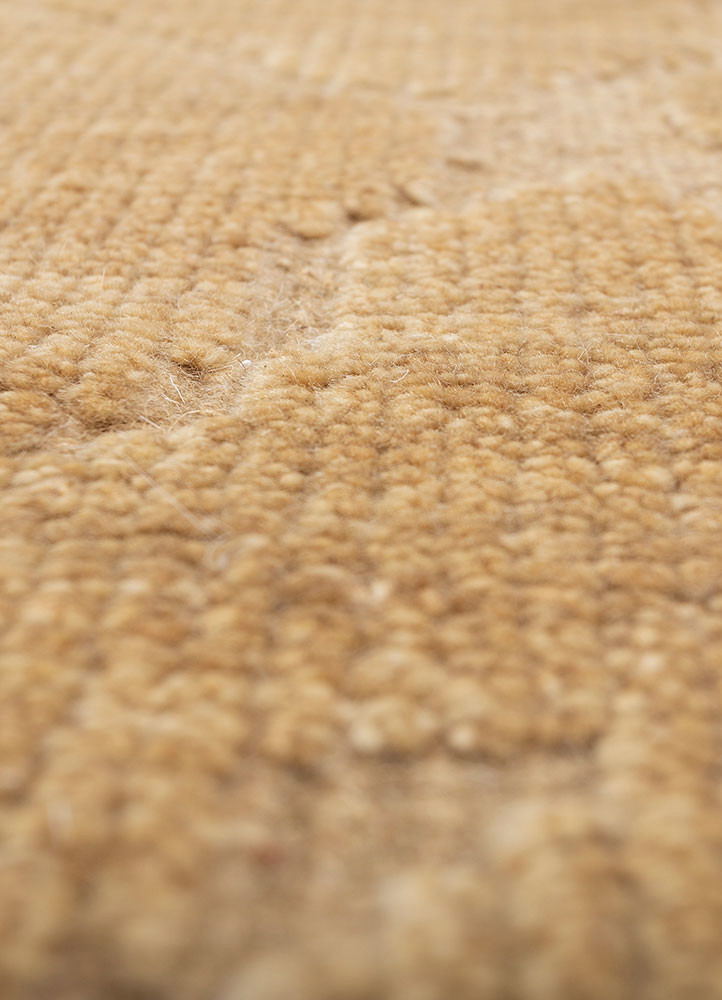 zuri beige and brown wool hand knotted Rug - CloseUp zuri beige and brown wool hand knotted Rug - CloseUp