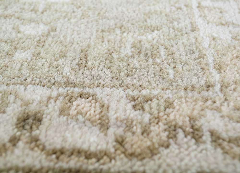 someplace in time ivory wool hand knotted Rug - CloseUp