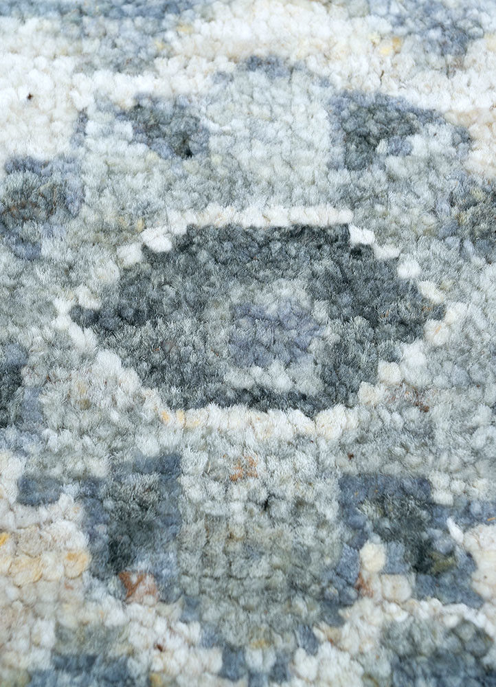 erbe blue wool hand knotted Rug - CloseUp