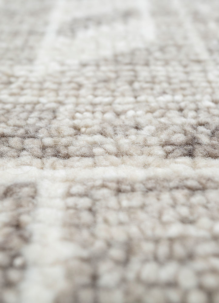 savana grey and black wool hand knotted Rug - CloseUp savana grey and black wool hand knotted Rug - CloseUp