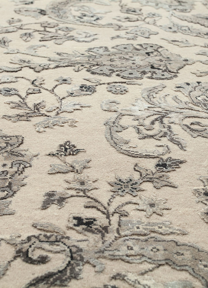 aurora ivory wool and silk hand knotted Rug - CloseUp aurora ivory wool and silk hand knotted Rug - CloseUp