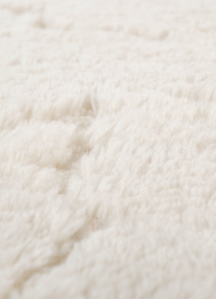 zuri ivory wool hand knotted Rug - CloseUp zuri ivory wool hand knotted Rug - CloseUp