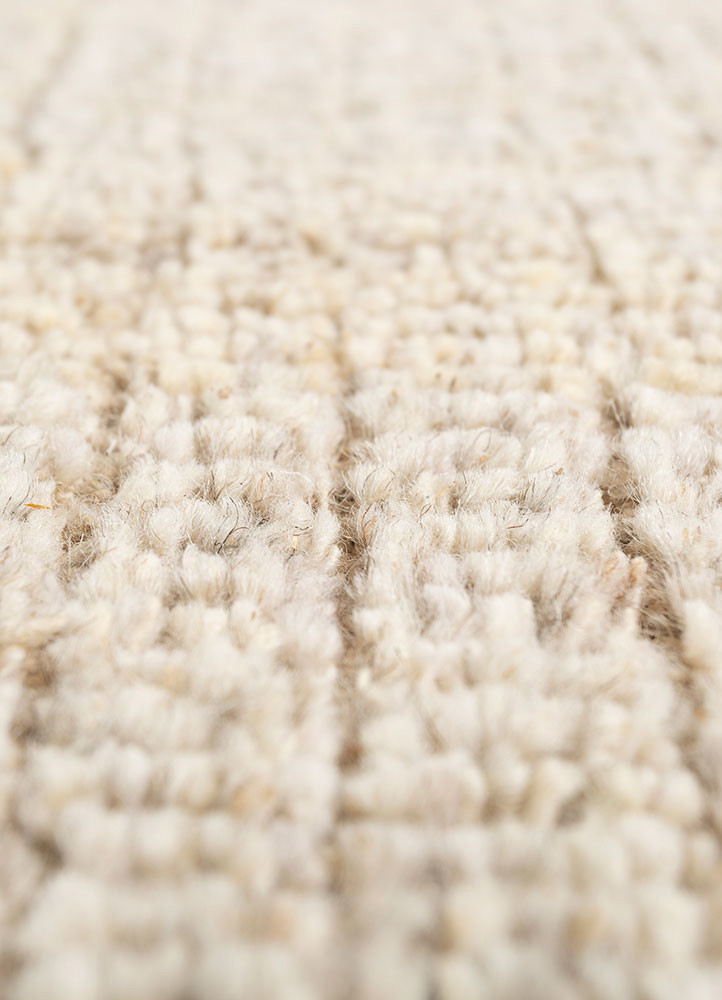 manifest ivory wool hand knotted Rug - CloseUp manifest ivory wool hand knotted Rug - CloseUp