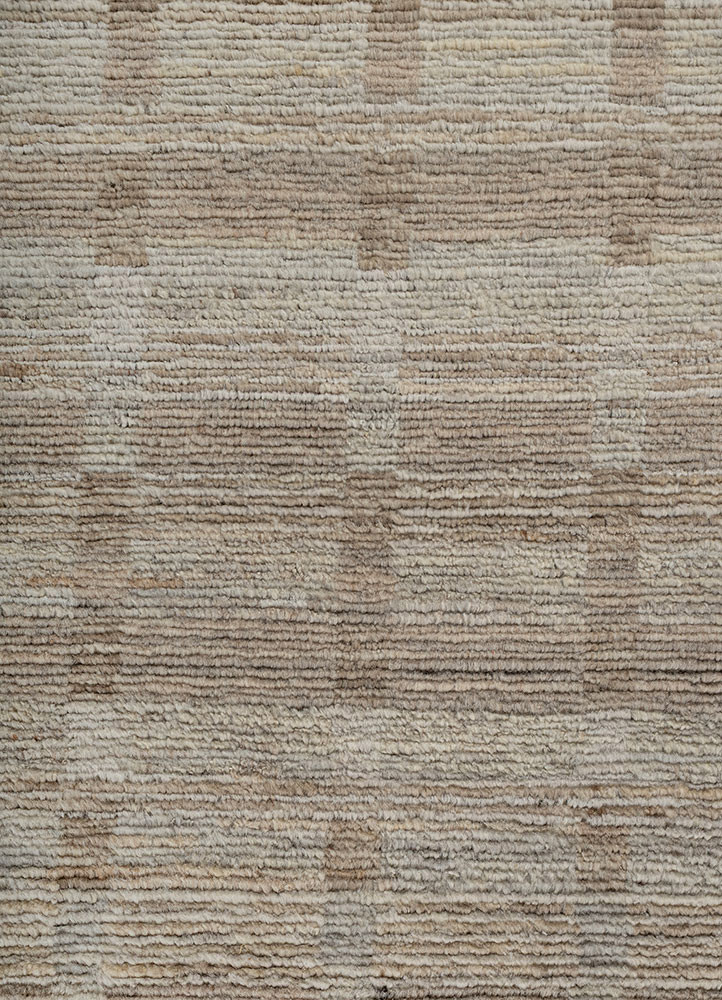 manifest ivory wool hand knotted Rug - CloseUp