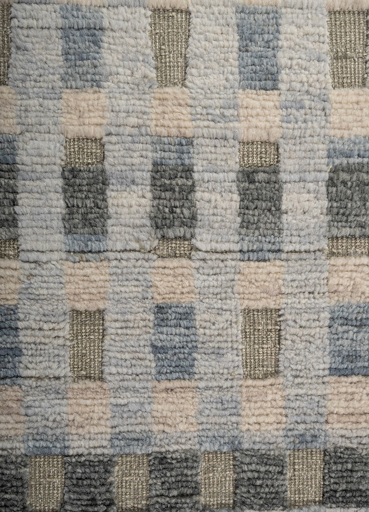 manifest blue wool hand knotted Rug - CloseUp manifest blue wool hand knotted Rug - CloseUp