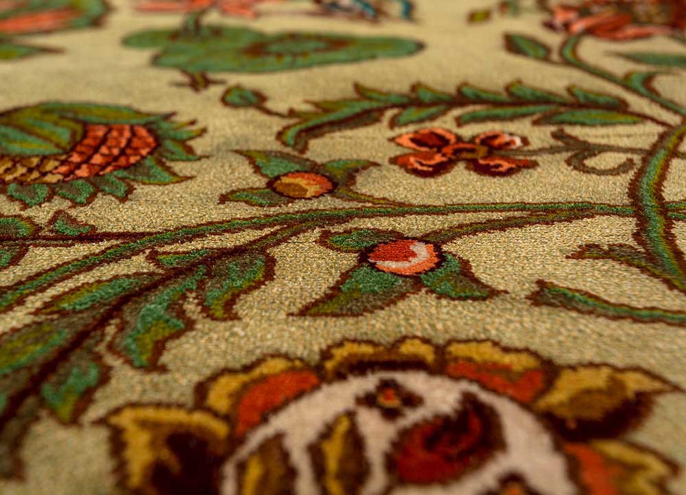 gulmarg green silk hand knotted Rug - CloseUp gulmarg green silk hand knotted Rug - CloseUp