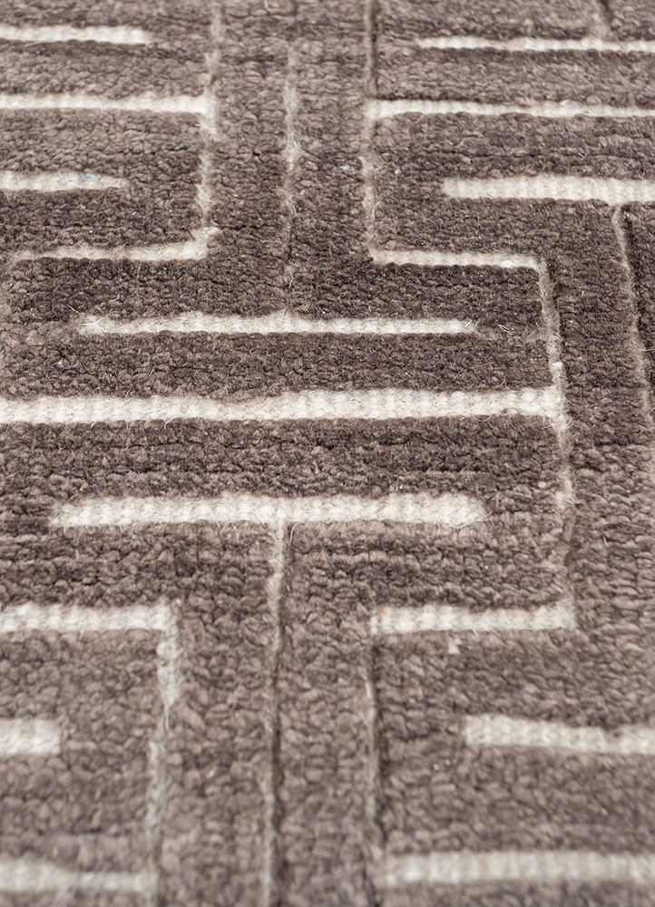 thyme grey and black wool and bamboo silk hand knotted Rug - CloseUp