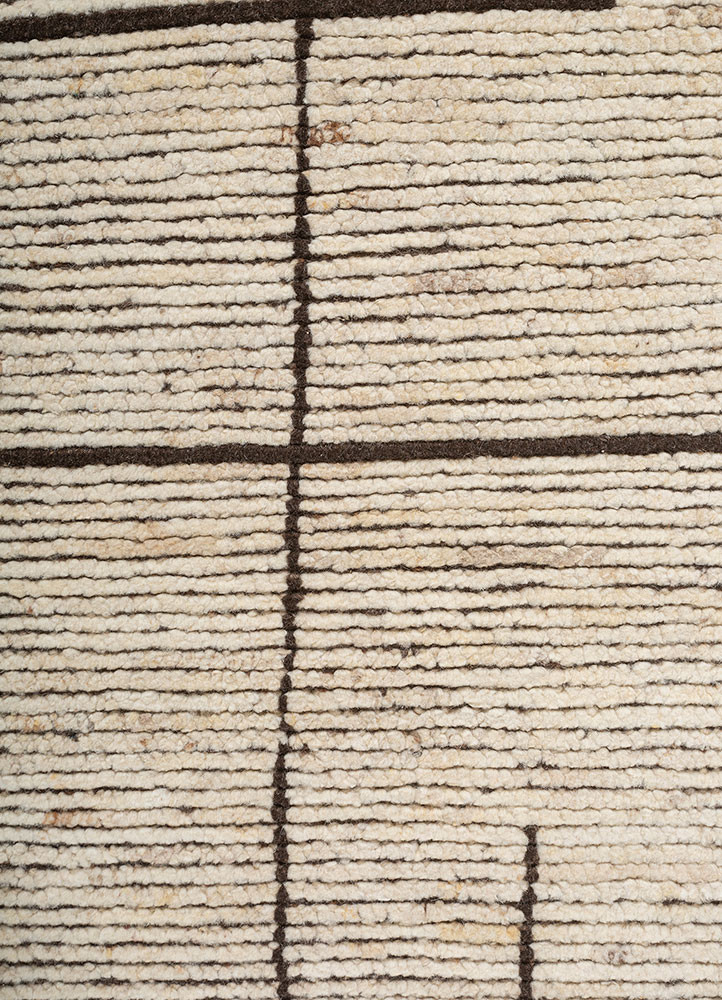 manifest beige and brown wool hand knotted Rug - CloseUp manifest beige and brown wool hand knotted Rug - CloseUp