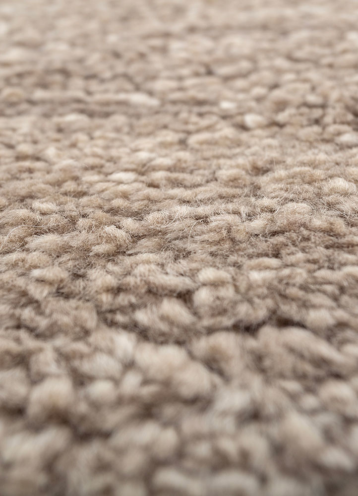 zuri blue wool hand knotted Rug - CloseUp