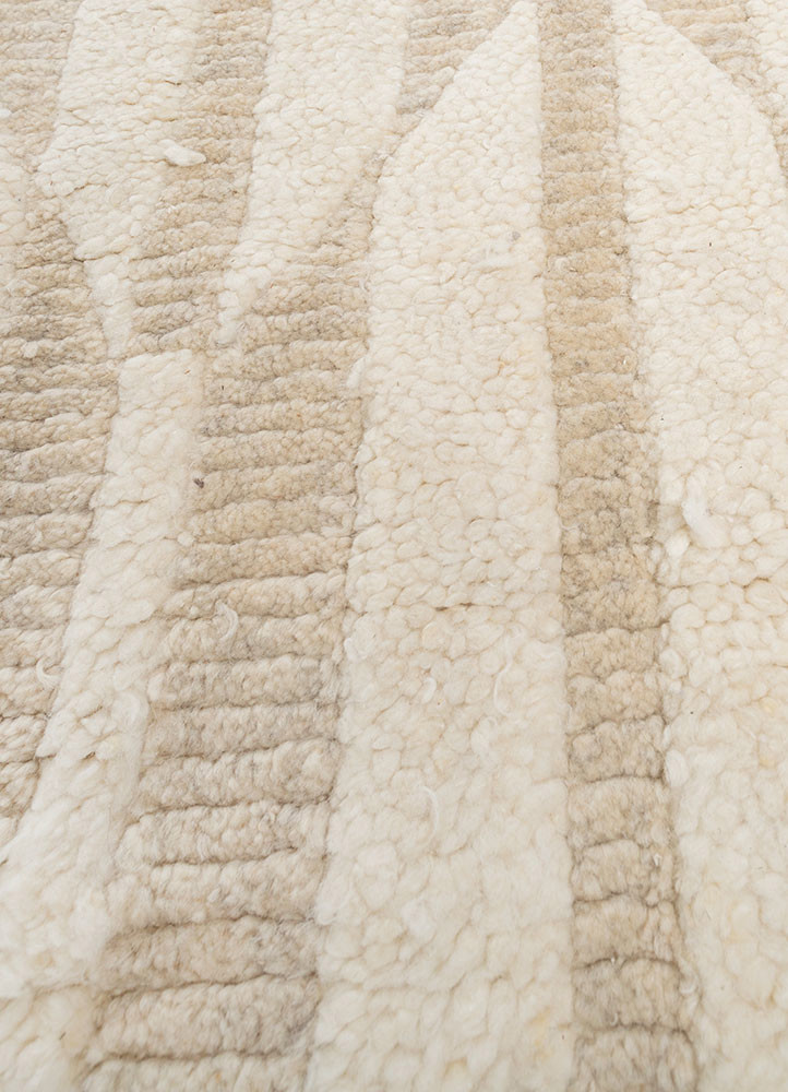 aprezo ivory wool hand knotted Rug - CloseUp aprezo ivory wool hand knotted Rug - CloseUp