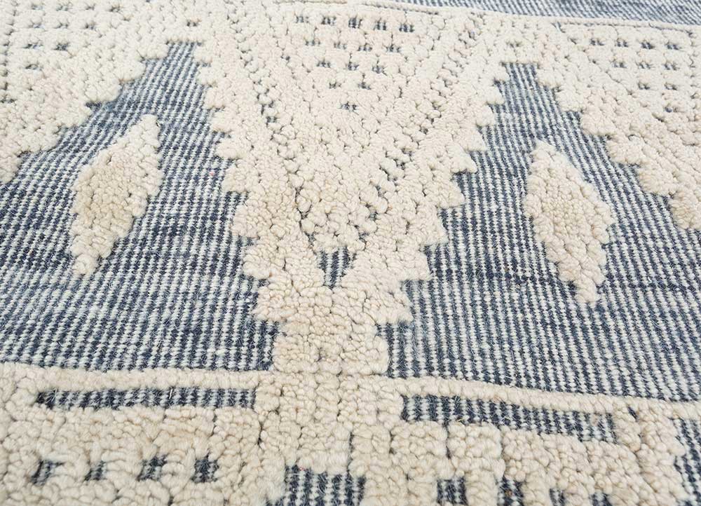 thyme blue wool hand knotted Rug - CloseUp