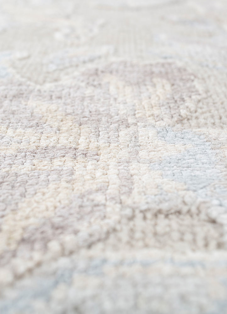 aurora blue wool and silk hand knotted Rug - CloseUp