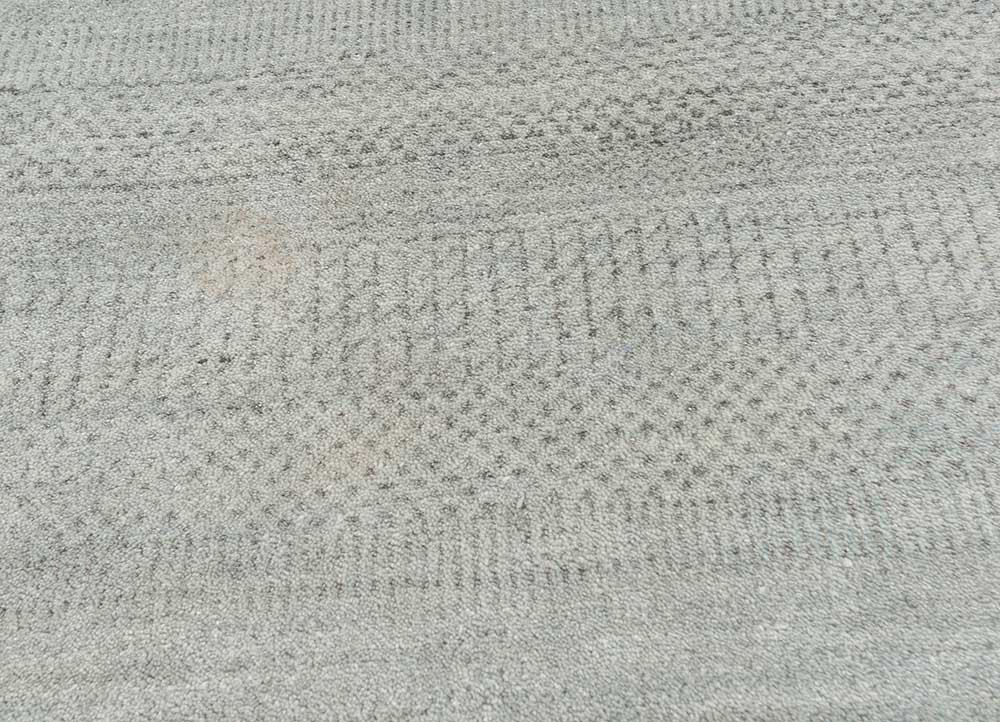 kairos grey and black wool and viscose hand knotted Rug - CloseUp