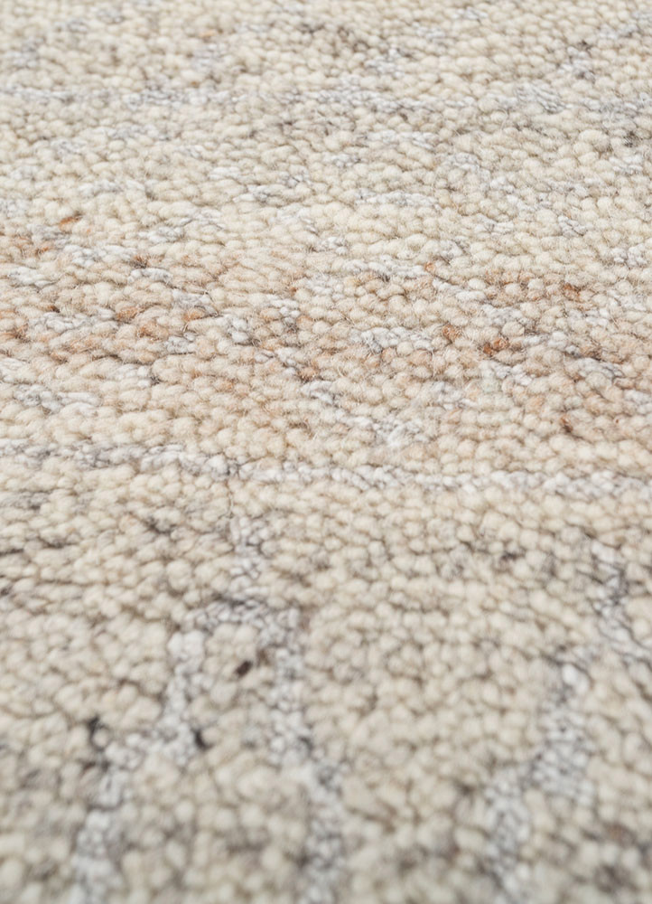 manifest ivory wool hand knotted Rug - CloseUp manifest ivory wool hand knotted Rug - CloseUp