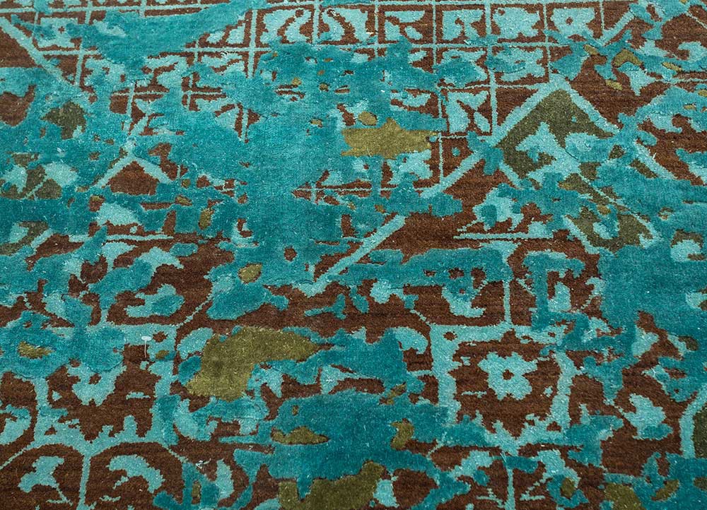 far east red and orange wool and silk hand knotted Rug - CloseUp