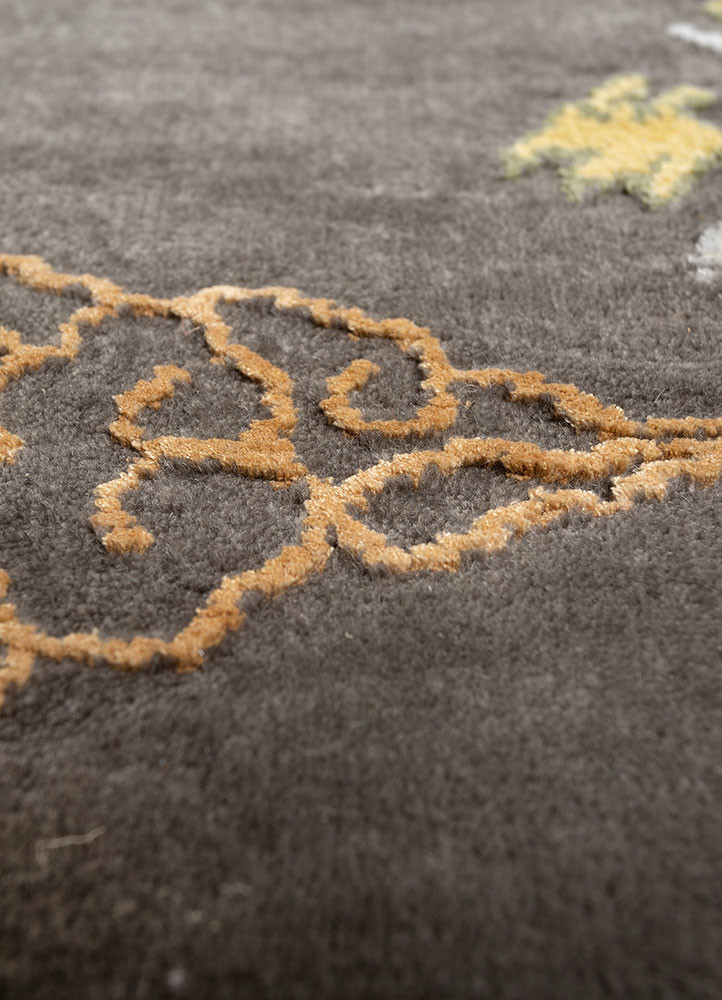 majnun grey and black wool and silk hand knotted Rug - CloseUp majnun grey and black wool and silk hand knotted Rug - CloseUp