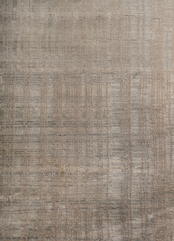 aprezo grey and black wool and bamboo silk hand knotted Rug - CloseUp aprezo grey and black wool and bamboo silk hand knotted Rug - CloseUp