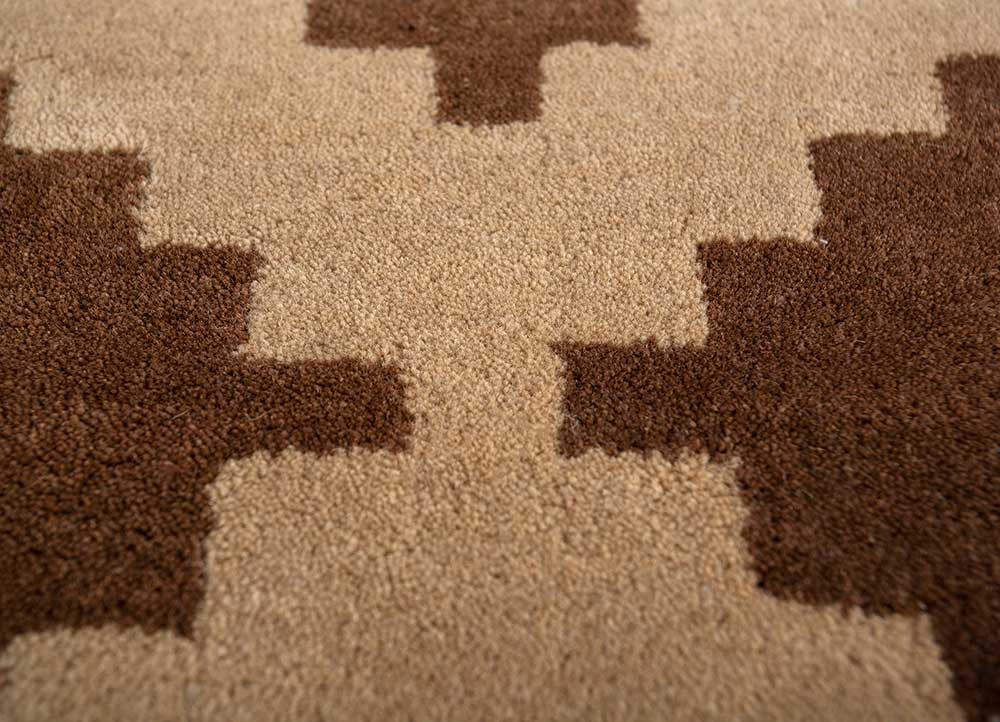 contour beige and brown wool hand tufted Rug - CloseUp