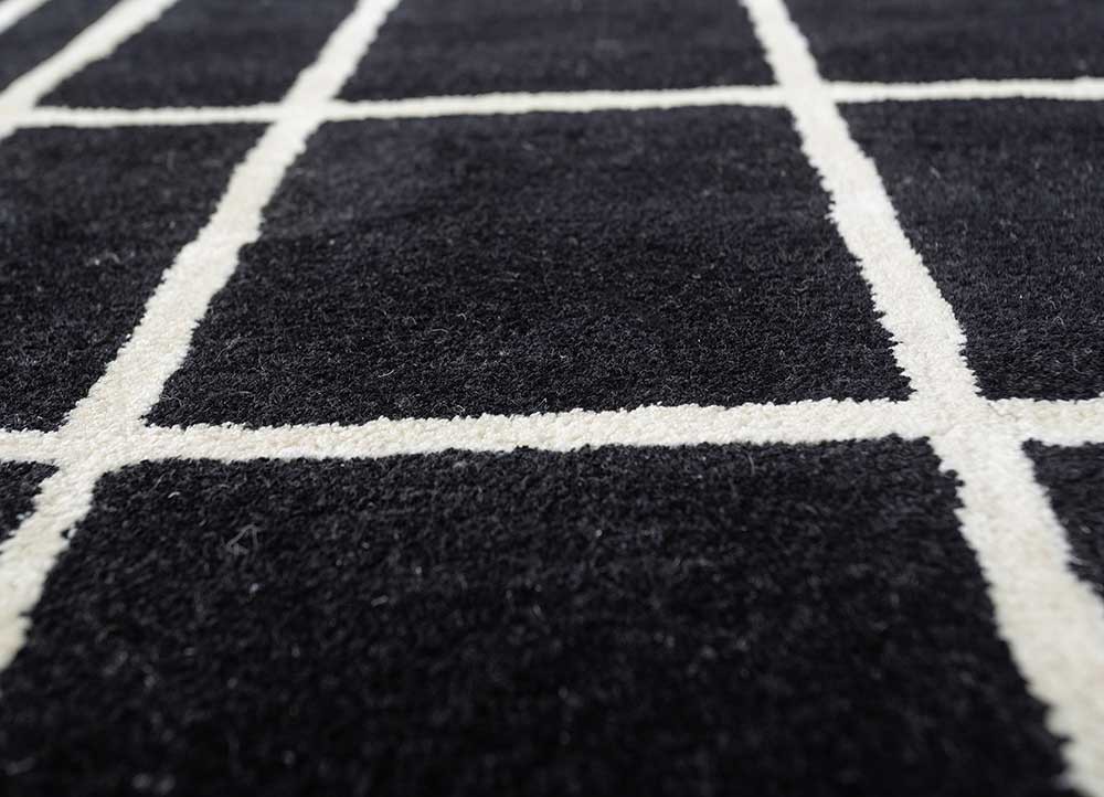 contour grey and black wool and viscose hand tufted Rug - CloseUp contour grey and black wool and viscose hand tufted Rug - CloseUp