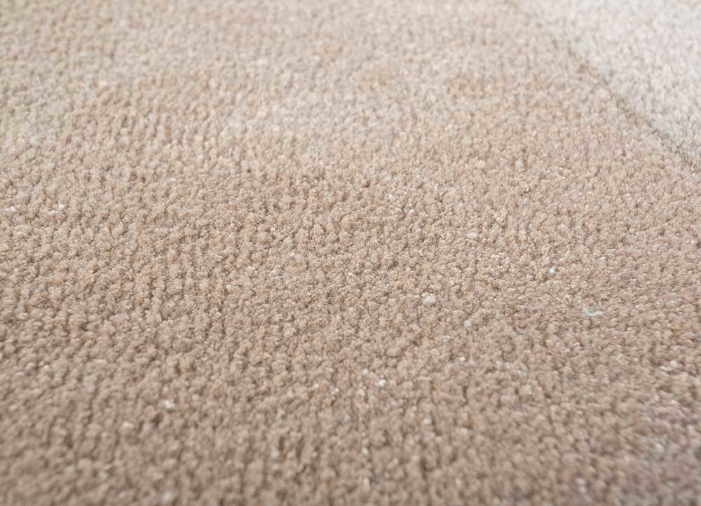 acar ivory wool and viscose hand tufted Rug - CloseUp
