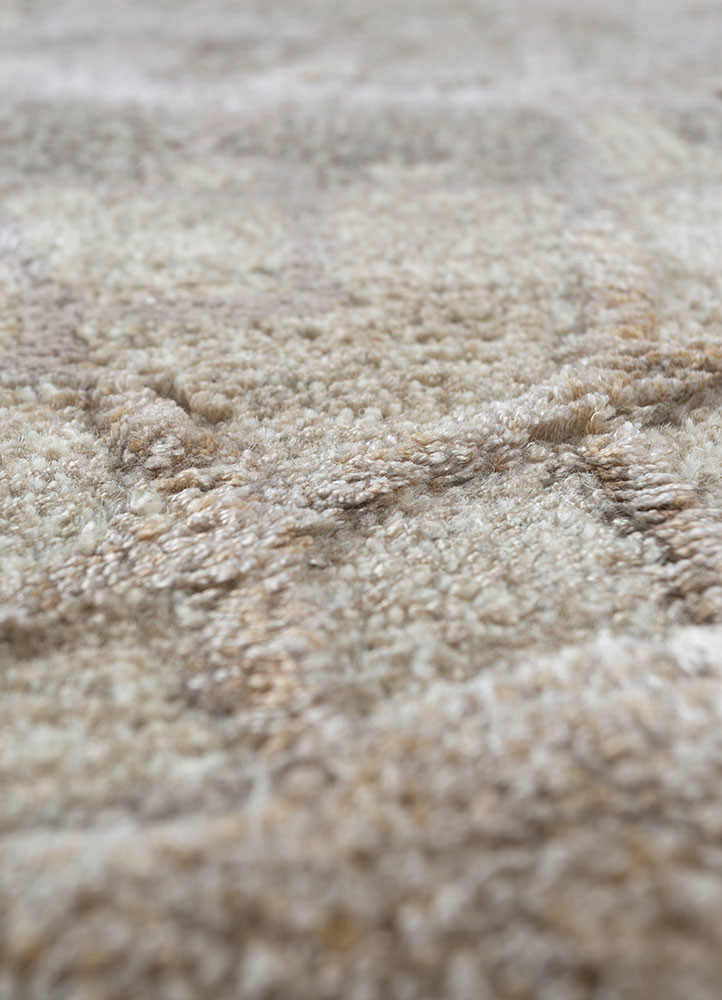 mythos beige and brown wool and viscose hand tufted Rug - CloseUp mythos beige and brown wool and viscose hand tufted Rug - CloseUp