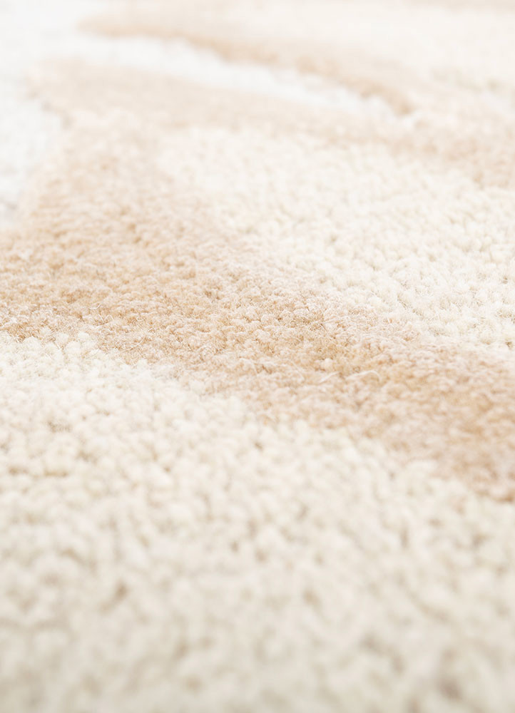 hacienda ivory wool and viscose hand tufted Rug - CloseUp