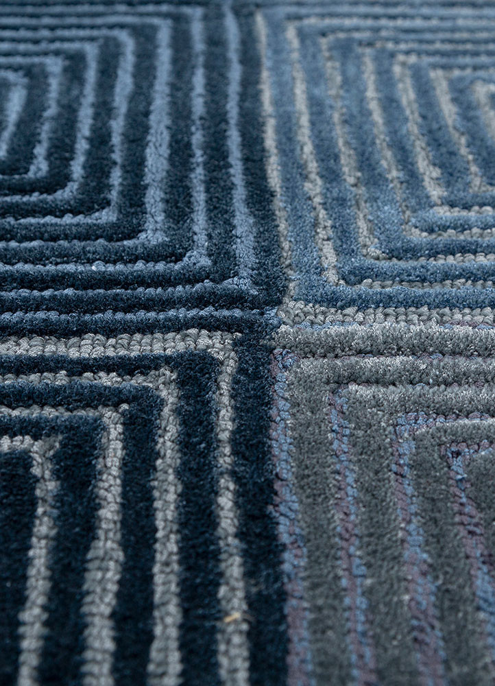 pathways blue wool and viscose hand tufted Rug - CloseUp