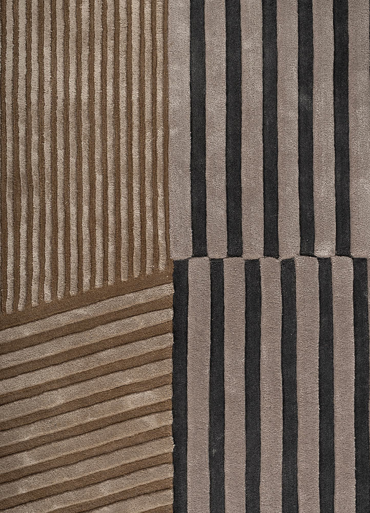 faces grey and black wool and viscose hand tufted Rug - CloseUp